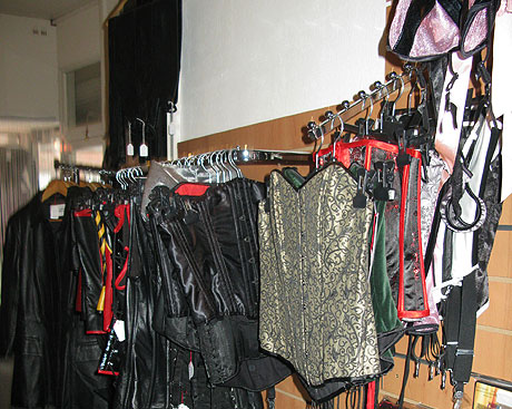 Leather Dream - corsets, cuirs...